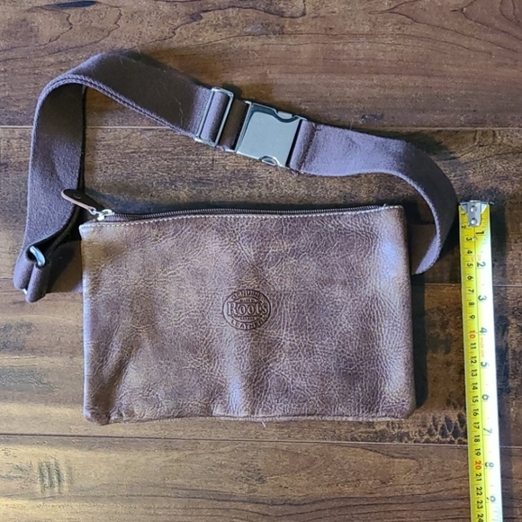 Roots belt/sling bag - Picture 3 of 4